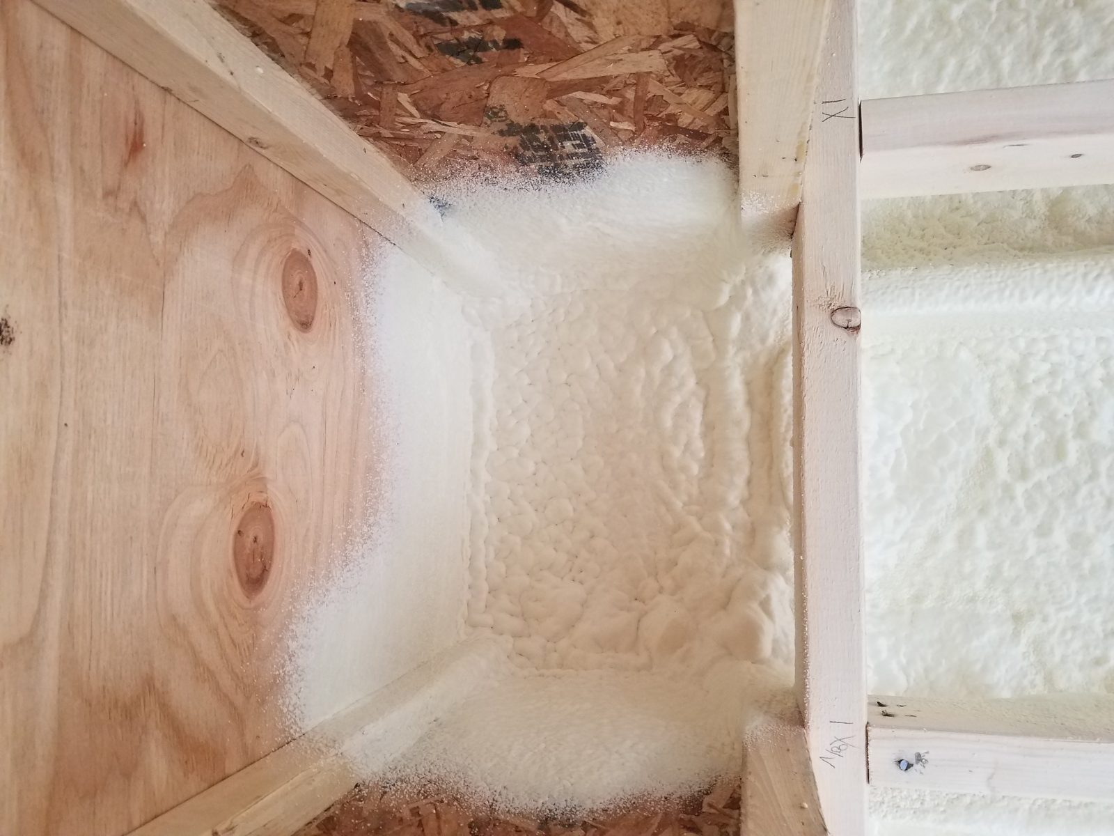 Closed cell spray foam application